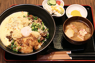 お祭り丼